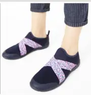 Crocs Womens Swiftwater Cross-Strap W Flat Navy Blue Jean Pink Pull On Shoes NWT