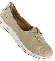 Clarks Womens Breeze Skip Taupe Casual Slip On Shoes Size 7.5 M NEW In BOX