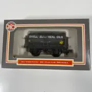 Dapol B086 12 Ton Tank Wagon Shell Electrical Oils Black OO Gauge Boxed