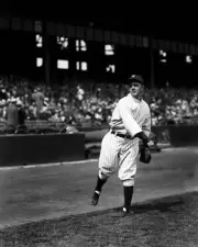 Samuel D Byrd of the New York Yankees throwing a ball in 1930 Baseball Old Photo