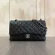 [二手] Chanel A01112黑羊皮銀釦Coco 25口蓋包Classic Flap