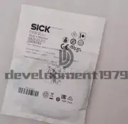 1PCS New SICK GS2S-D1311 2068762 Photoelectric Switch