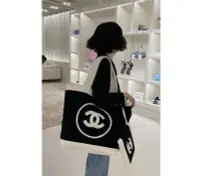 在飛比找Yahoo!奇摩拍賣優惠-【BLACK A】精品 Chanel 三件套海灘組 毛巾布包