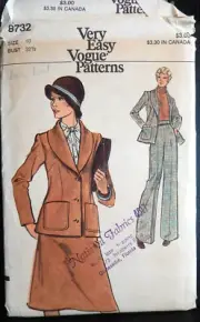 Vogue Patterns 8732 Ultra EZ byVery Easy Vogue size 10 uncut