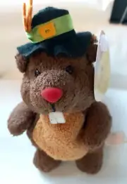 Vtg. Russ Berrie 6" Plush Stuffed Animal Autumn Accents Pilgrim Chipmunk 2004