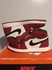 Size 6 (GS) - Jordan 1 Retro OG High Chicago Lost & Found