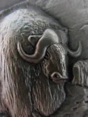 1-OZ .925 LONGIENS STERLING SILVER WILDLIFE SERIES DETAILED MUSK OX COIN + GOLD