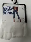 New Hue Crop Flare Skimmers Pants White NWT. Size XS