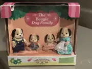 Calico Critters Cloverleaf Corners Beagle Dog Family USA Seller