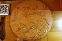 在飛比找Yahoo!奇摩拍賣優惠-荷香千里 魚樂萬家 台灣檜木 整塊板 舊桌板 圓桌 雕刻 送