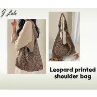 在飛比找蝦皮購物優惠-Leopard printed shoulder bag