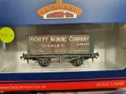 Bachmann 37-093 7 Plank Wagon Highley Mining Company (weathered) OO gauge BNIB