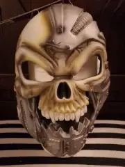 Fearsome Faces Easter Unlimited Halloween Skull Cyborg Fun World New Tag T2