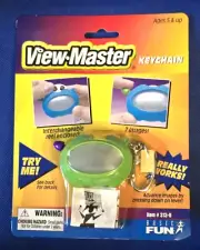 NIP Tiny view-master GREEN OVAL Keychain gaf view-master Reel Viewer View Finder