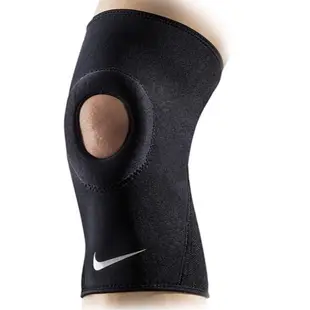 Nike Pro Open Patella AP 運動 防護 支撐 開洞式 護膝 黑 [NMS55010XL]