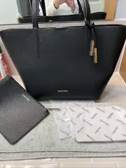 NWT Calvin Klein Pebble Tote Bag with removable zip tote, Black never used