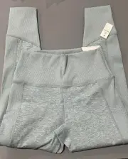 Large Short New OFFLINE THE HUGGER LEGGING BNWTS