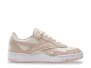 Woman's Fashion Sneakers Reebok BB 4000 II Sneaker
