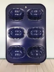 Nordic Ware Colors Bundt Pan 6 Cups Heavy Cast Aluminum Cake Mold 10"x14 1/2"