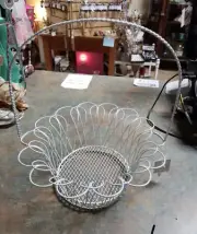 New White Decorative Metal Wire Basket Rustic Farmhouse Home Decor Accent