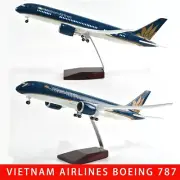 18" 1/142 Vietnam Airlines Airplane Model A350 W/ LED Voice & Light Mini Plane