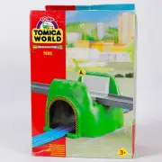 BNIB Vintage Tomy Tomica World Thomas Tank Engine train - 7522 Road Rail Tunnel