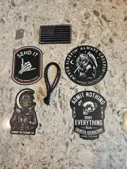 Savage Tacticians Sticker Pack W 550 Cord Zipper Pulls And Subdued Flag Patch #5