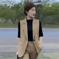 在飛比找蝦皮商城精選優惠-時尚職業女 秋季氣質顯瘦西裝馬甲 韓版上衣 大尺碼上衣 背心