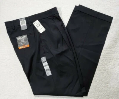 NEW Dockers Classic Fit D3 Iron Free Pleated Pants w Stretch Black 469660006