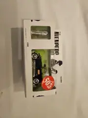 Corgi Toys 1:36 "THE AVENGERS" BENTLEY + JOHN STEED TV Movie Model Car`98!