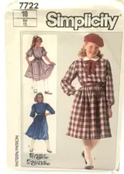 Simplicity Easy to Sew Pattern #7722 - Girl's Dress - (Size 10)
