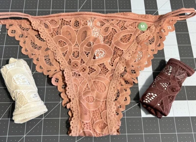 Medium 3 Pack Gilly Hicks Lace String Cheeky panty, NEW