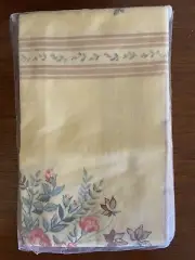 Vintage Lady Pepperell 2 PILLOWCASES in original package Bethany Floral NOS
