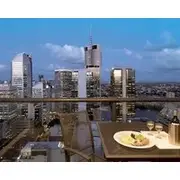 Oaks Brisbane on Charlotte Suites