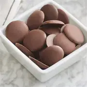 Guittard 25 lb. Organic 66% Bittersweet Wafers WS-409G5660C25