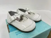 Stride Rite SR Mirren White Girls Infants Shoes Size 1M