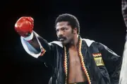 Aaron Pryor In Boxing Robe And Gloves 1982 Old Boxing Photo