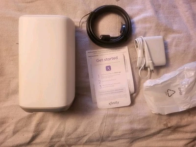 Xfinity XB8-T Advanced Gateway Router modem w/cords