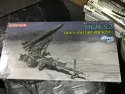 Dragon 1/35 MGM-52 Lance Missile with Launcher Plastic Model