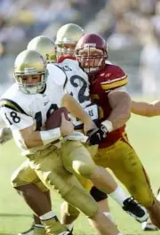 Quarterback Cade McNown UCLA Bruins in action the USC Trojans at t- Old Photo