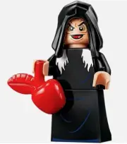 LEGO Evil Queen in Disguise 43242 Snow White and the Seven Dwarfs' Cottage NEW