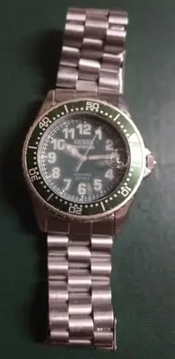 在飛比找Yahoo!奇摩拍賣優惠-GUESS石英錶