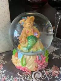 在飛比找Yahoo!奇摩拍賣優惠-限量款全新 Cherished Teddies 水晶球美人魚