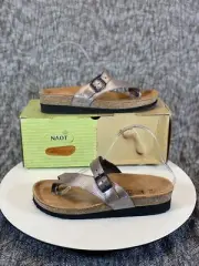 Naot Tahoe Sandal 7700 Size 38 / 7 Slide Silver Threads