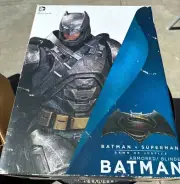 DC Batman v Superman Dawn of Justice BATMAN Armored/Blinded 1:6 Scale Statue NIB