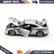 Bburago diecast 2009 Nissan GT-R (R-35) - Silver scale 1:18 model car toy
