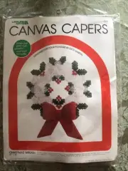 Vtg Canvas Capers CHRISTMAS WREATH Plastic Canvas KIT #423 12"x 15" Pre-cut