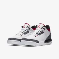 在飛比找momo購物網優惠-【NIKE 耐吉】AIR JORDAN 3 RETRO SE