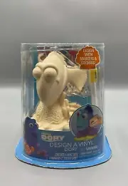 Disney Pixar Finding Dory Design A Vinyl Dory 2016 TARA TOY CORP.