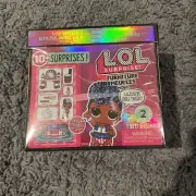 LOL Surprise Furniture Backstage Set "Independent Queen" Doll Series 2 NEW
